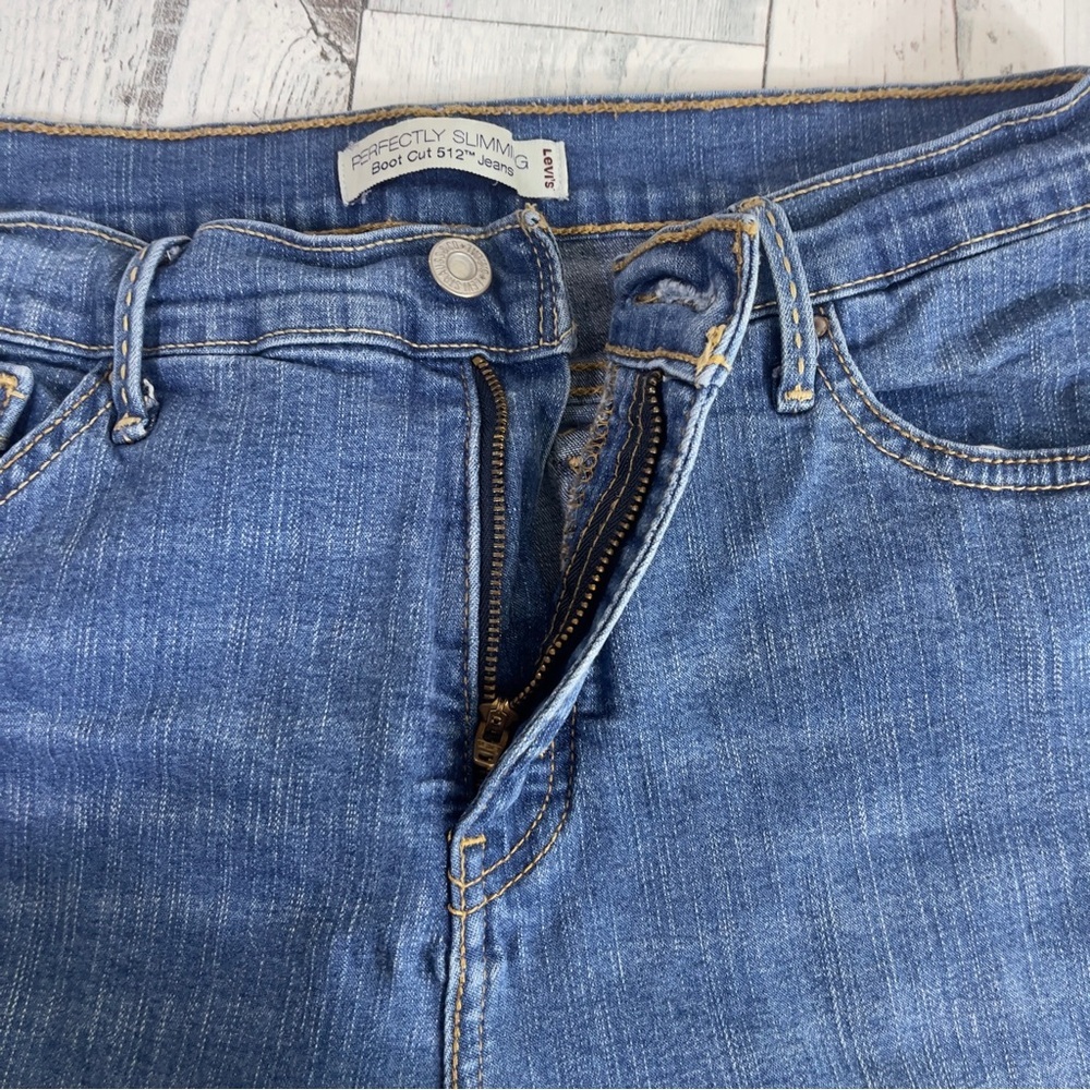 Levi’s 512 Perfectly Slimming Boot Cut Jeans 12 - Picture 6 of 8